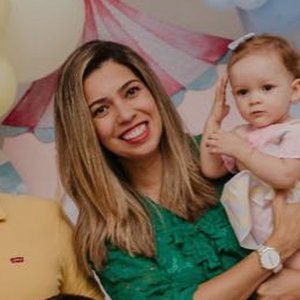 Camila, mãe do Samuel e do Matheus